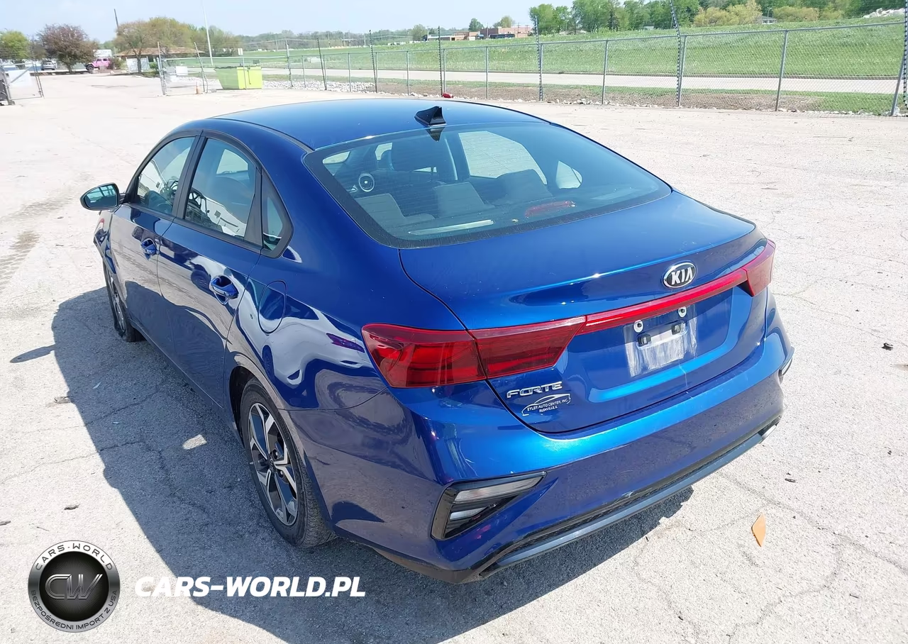 2021 Kia Forte Lxs VIN:3KPF24AD0ME269657 - 3