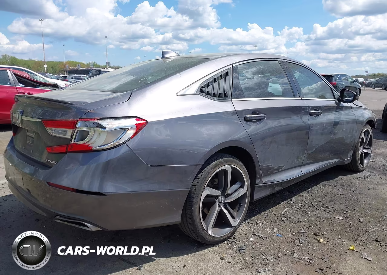 2018 Honda Accord Sport VIN:1HGCV1F36JA103829 - 4