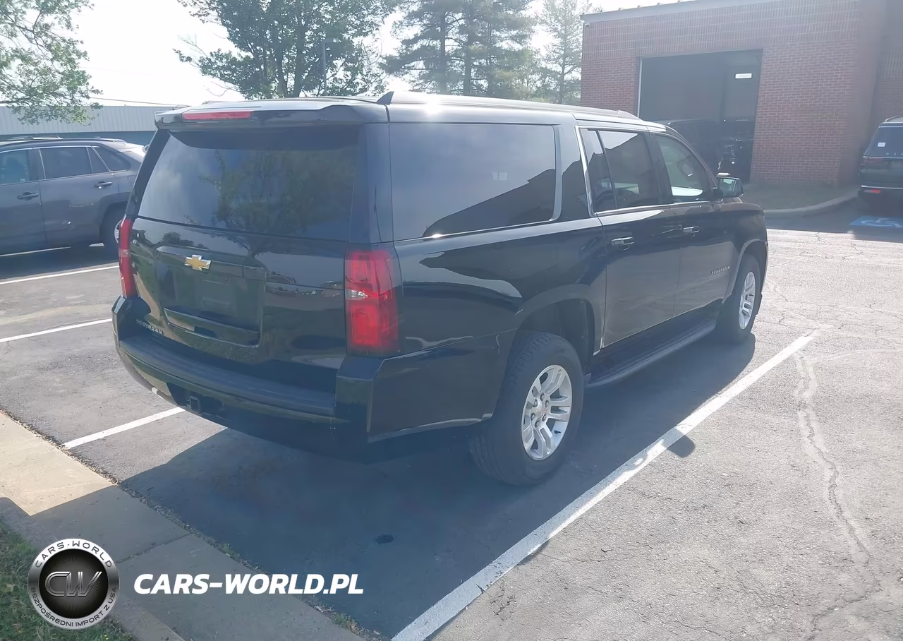 2017 Chevrolet Suburban Ls VIN:1GNSKGEC2HR288651 - 4