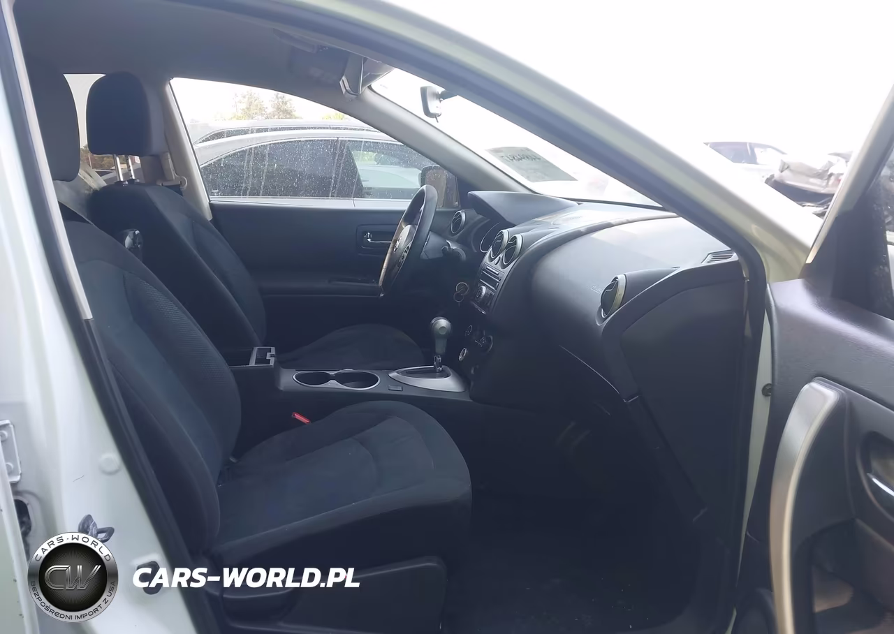 2013 Nissan Rogue S VIN:JN8AS5MTXDW546277 - 5