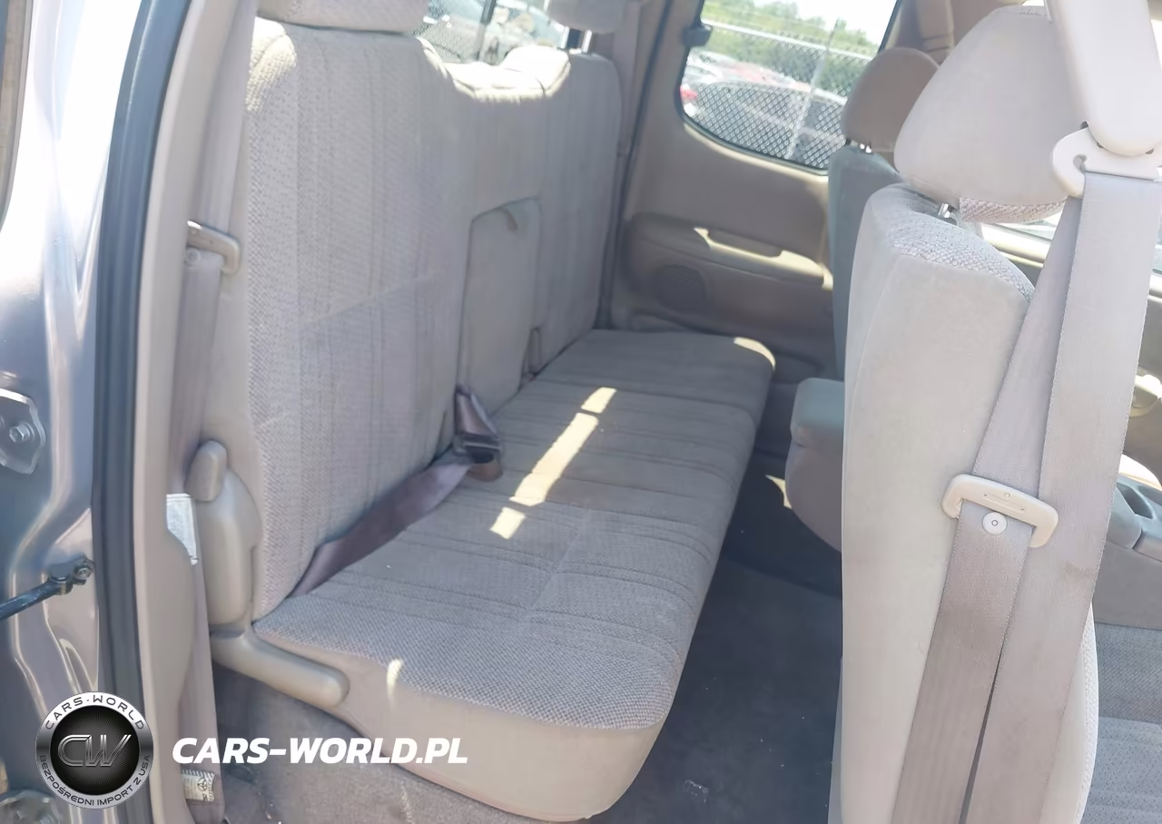 2000 Toyota Tundra Sr5 V8 VIN:5TBRT3415YS120123 - 8