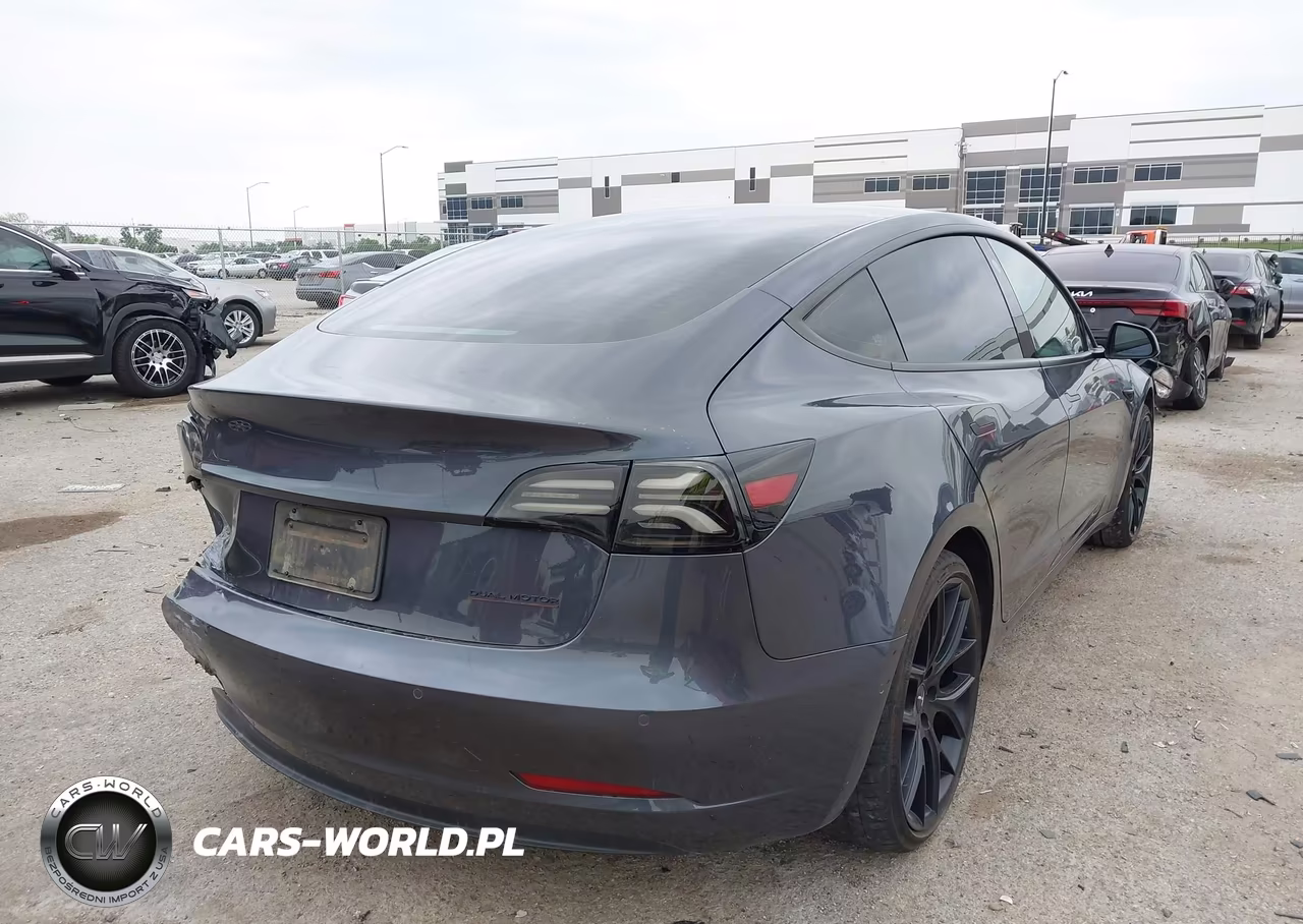 2021 Tesla Model 3 Long Range Dual Motor All-Wheel Drive VIN:5YJ3E1EB0MF087792 - 4