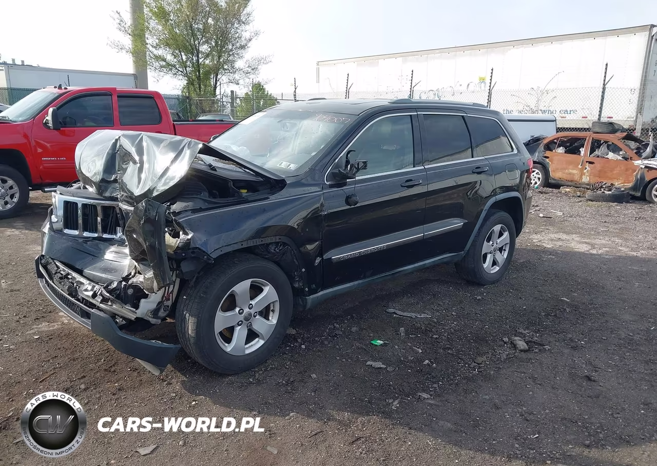 2011 Jeep Grand Cherokee Laredo VIN:1J4RR4GG0BC704007 - 2