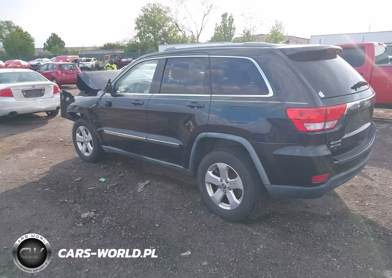 2011 Jeep Grand Cherokee Laredo VIN:1J4RR4GG0BC704007 - 3