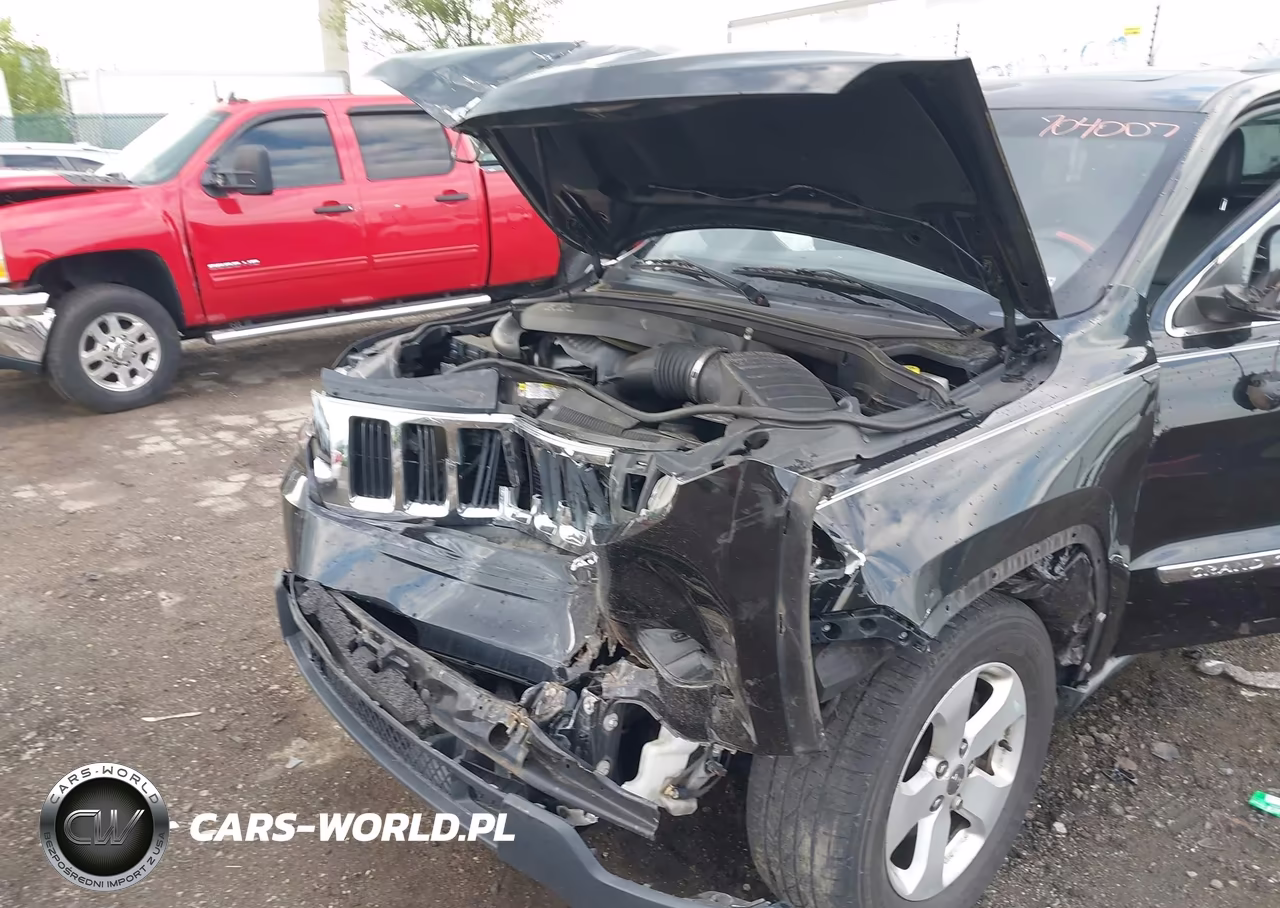 2011 Jeep Grand Cherokee Laredo VIN:1J4RR4GG0BC704007 - 6