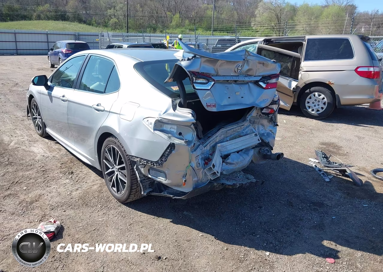 2021 Toyota Camry Se VIN:4T1G11AK1MU522681 - 3