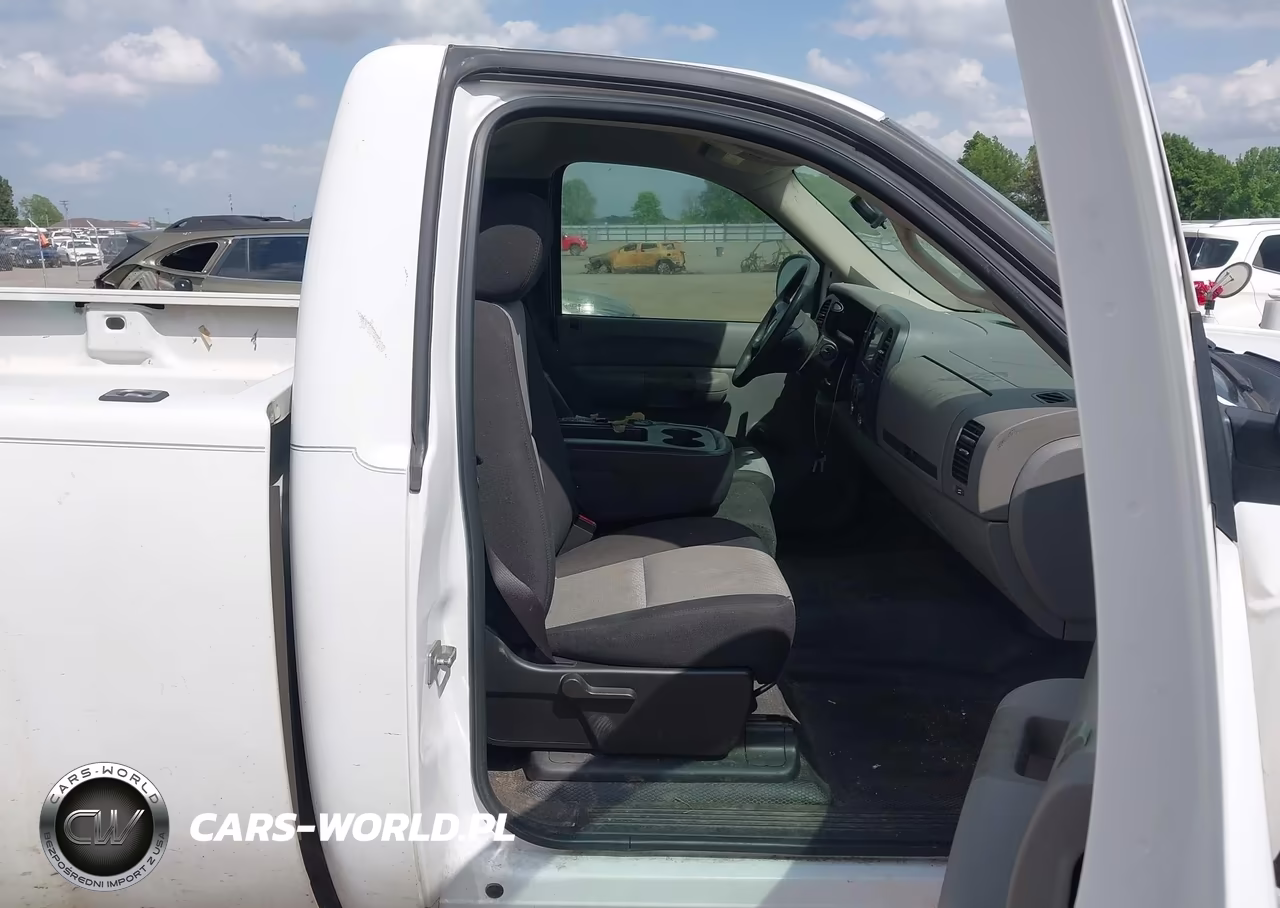 2008 Chevrolet Silverado 1500 Work Truck VIN:1GCEC14X98Z114533 - 5