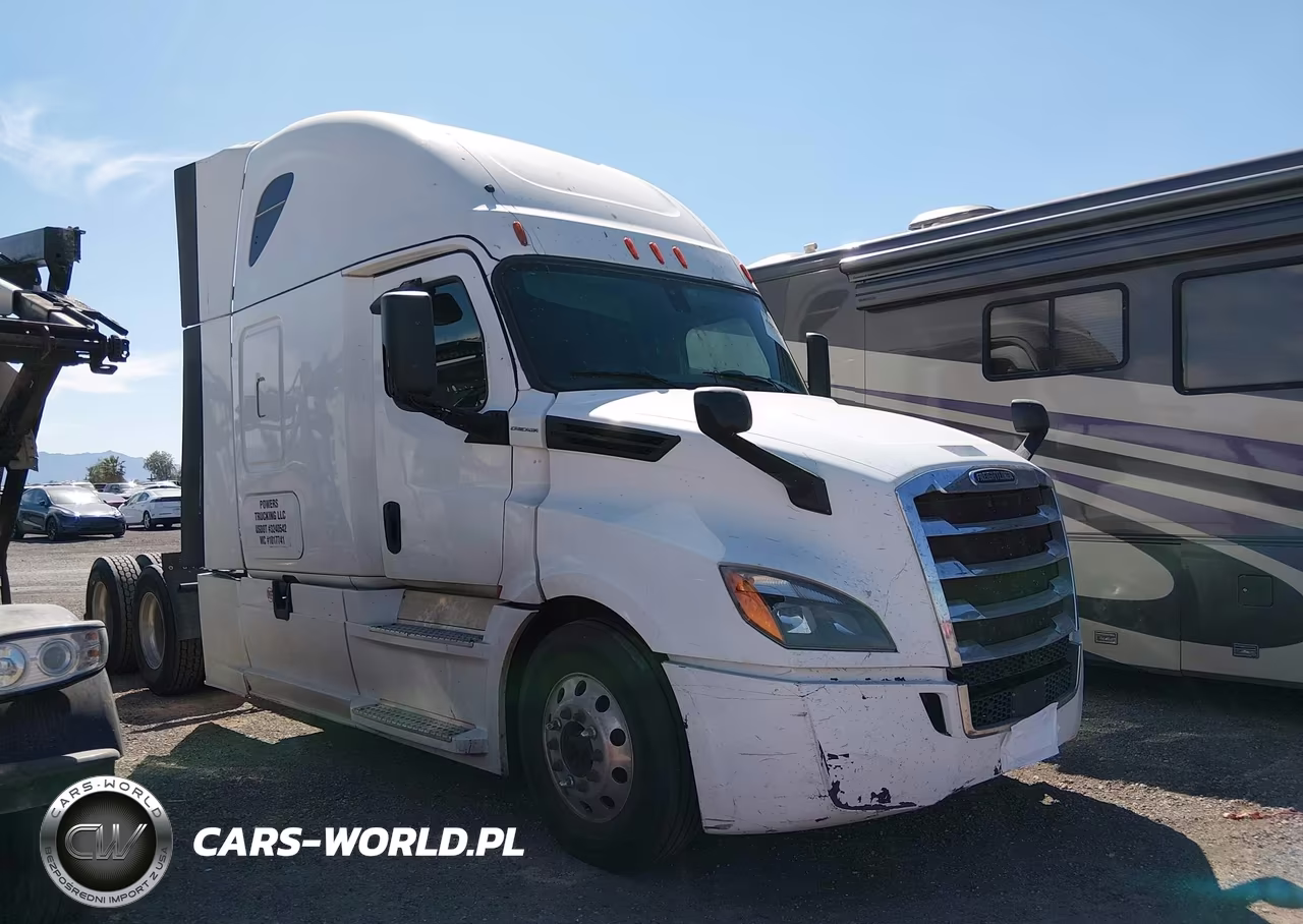 2018 Freightliner New Cascadia 126 VIN:3AKJHHDR4JSJJ1135 - 17