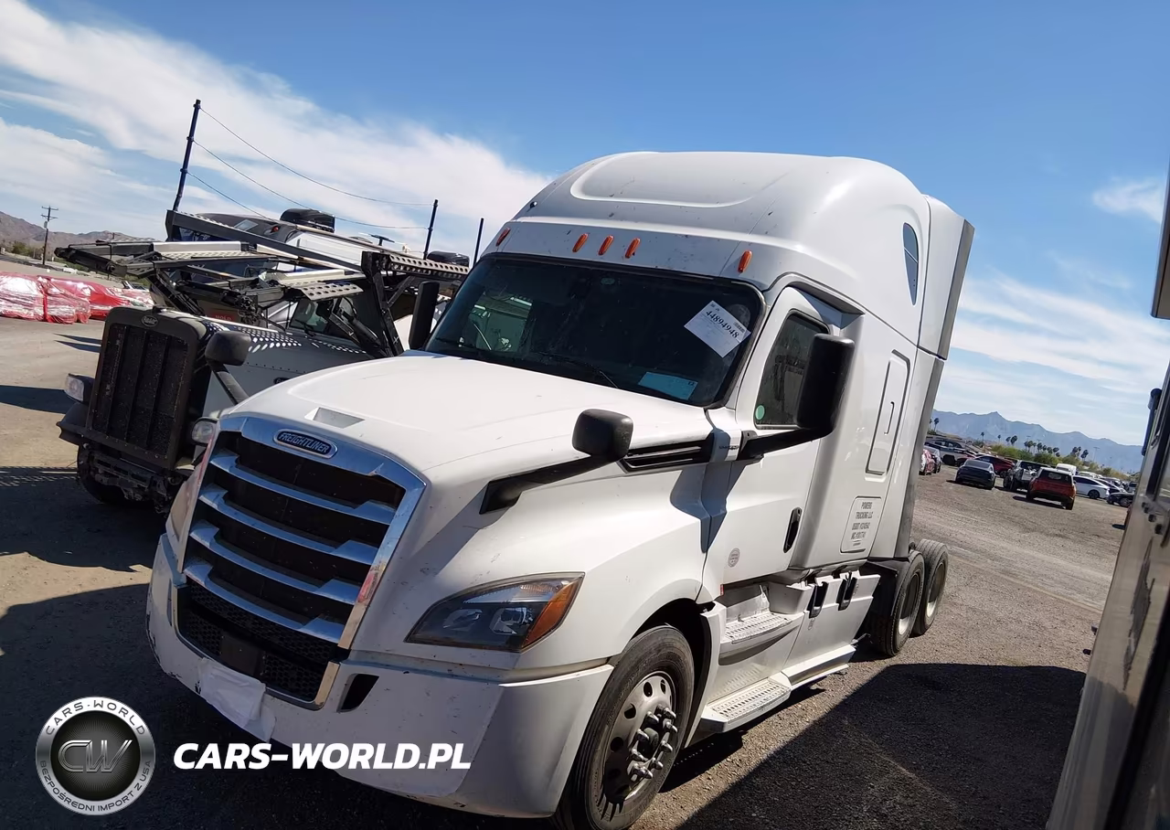 2018 Freightliner New Cascadia 126 VIN:3AKJHHDR4JSJJ1135 - 18