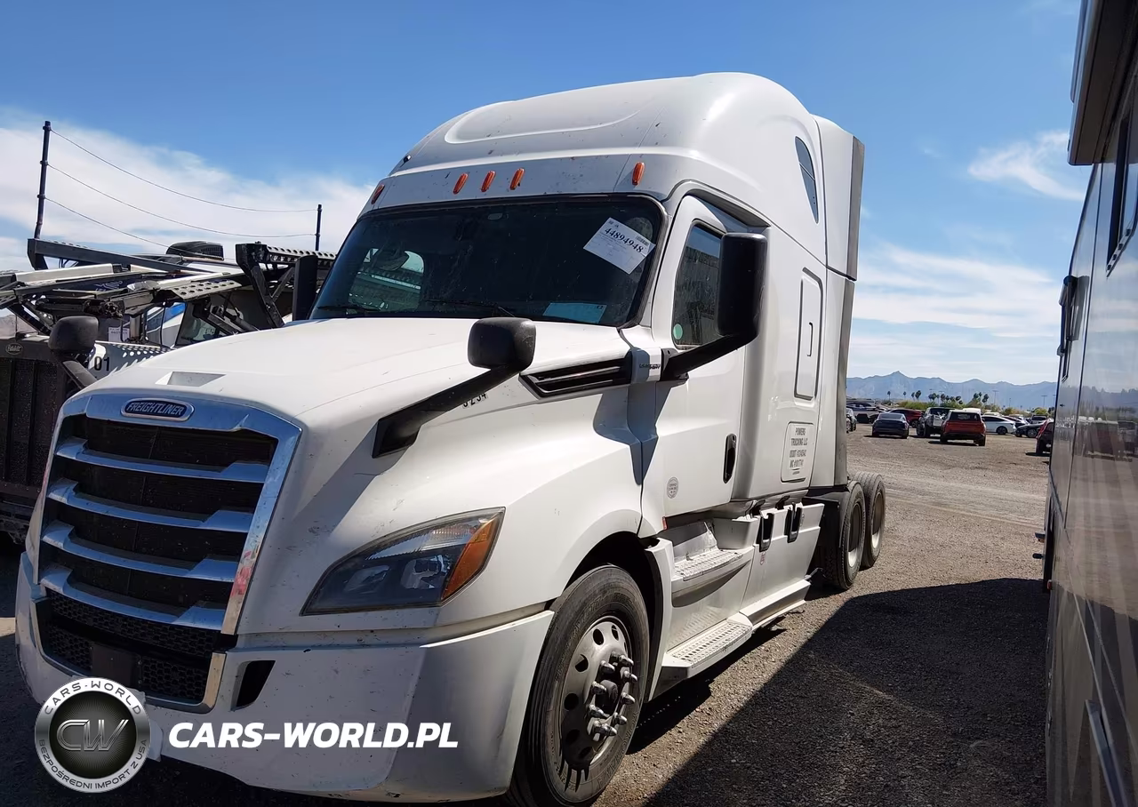 2018 Freightliner New Cascadia 126 VIN:3AKJHHDR4JSJJ1135 - 2