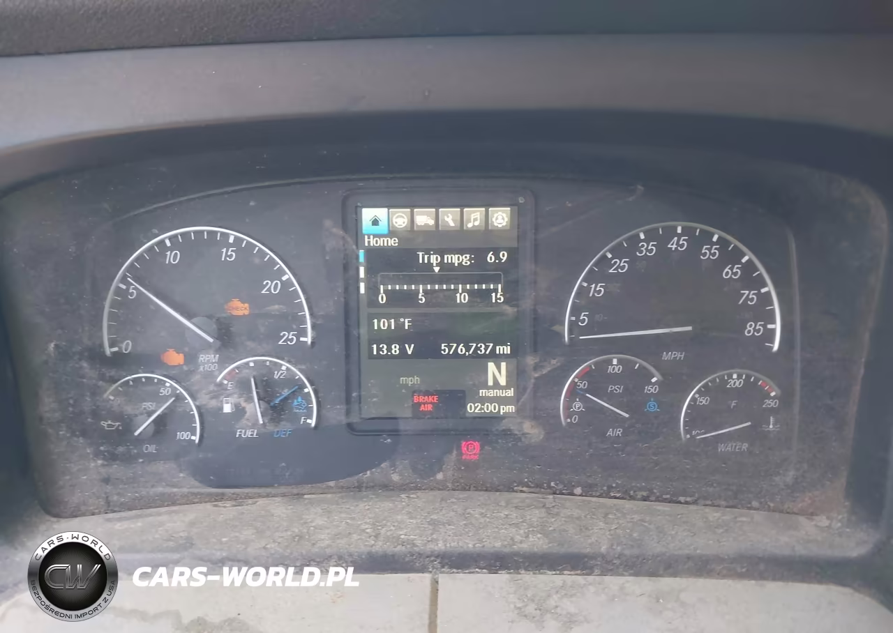 2018 Freightliner New Cascadia 126 VIN:3AKJHHDR4JSJJ1135 - 5
