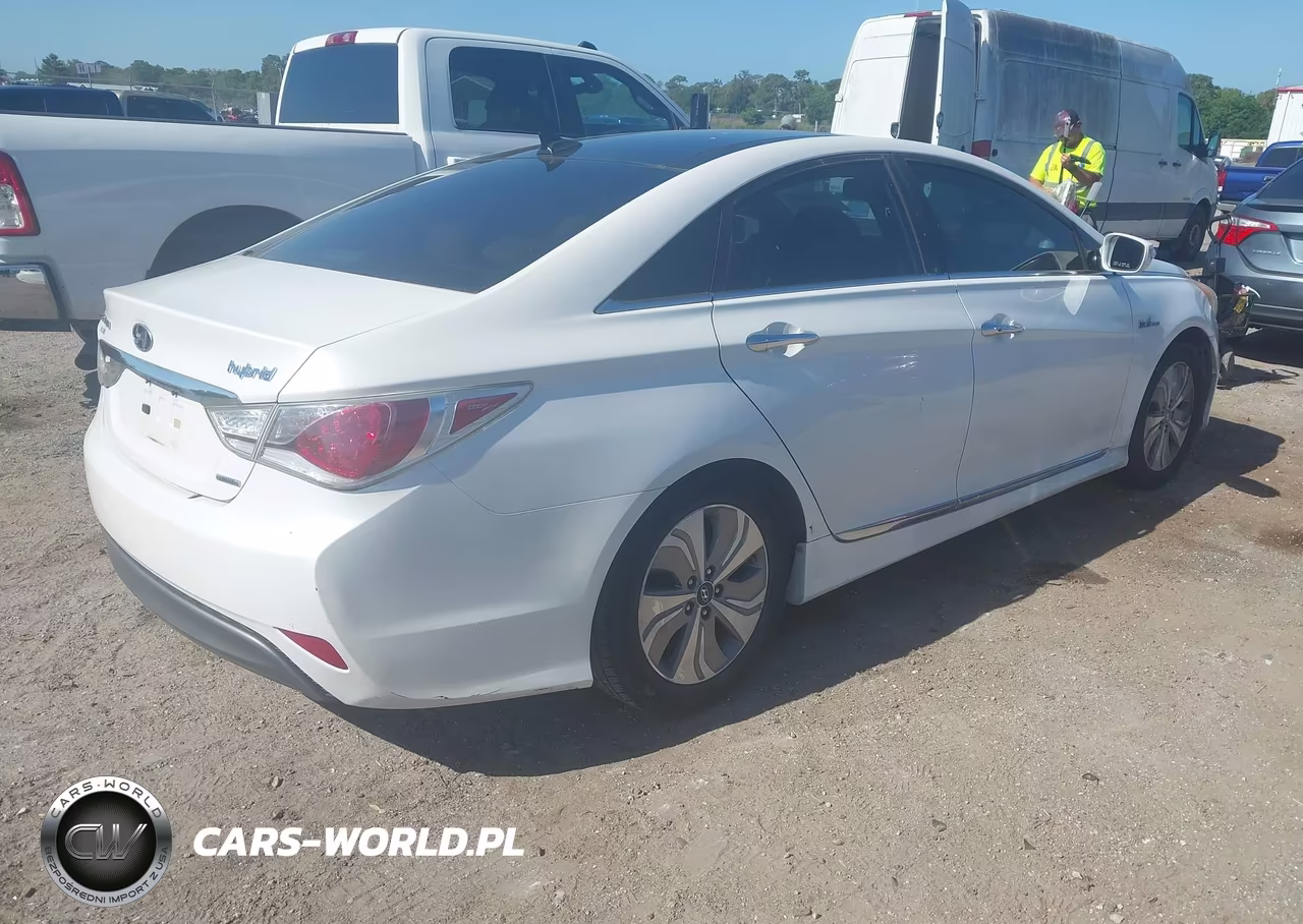 2014 Hyundai Sonata Hybrid Limited VIN:KMHEC4A47EA103936 - 4