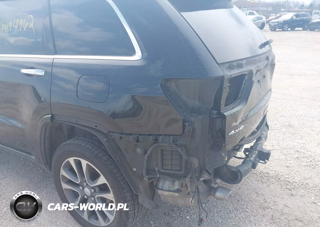 2018 Jeep Grand Cherokee Overland 4X4 VIN:1C4RJFCG8JC314429 - 17