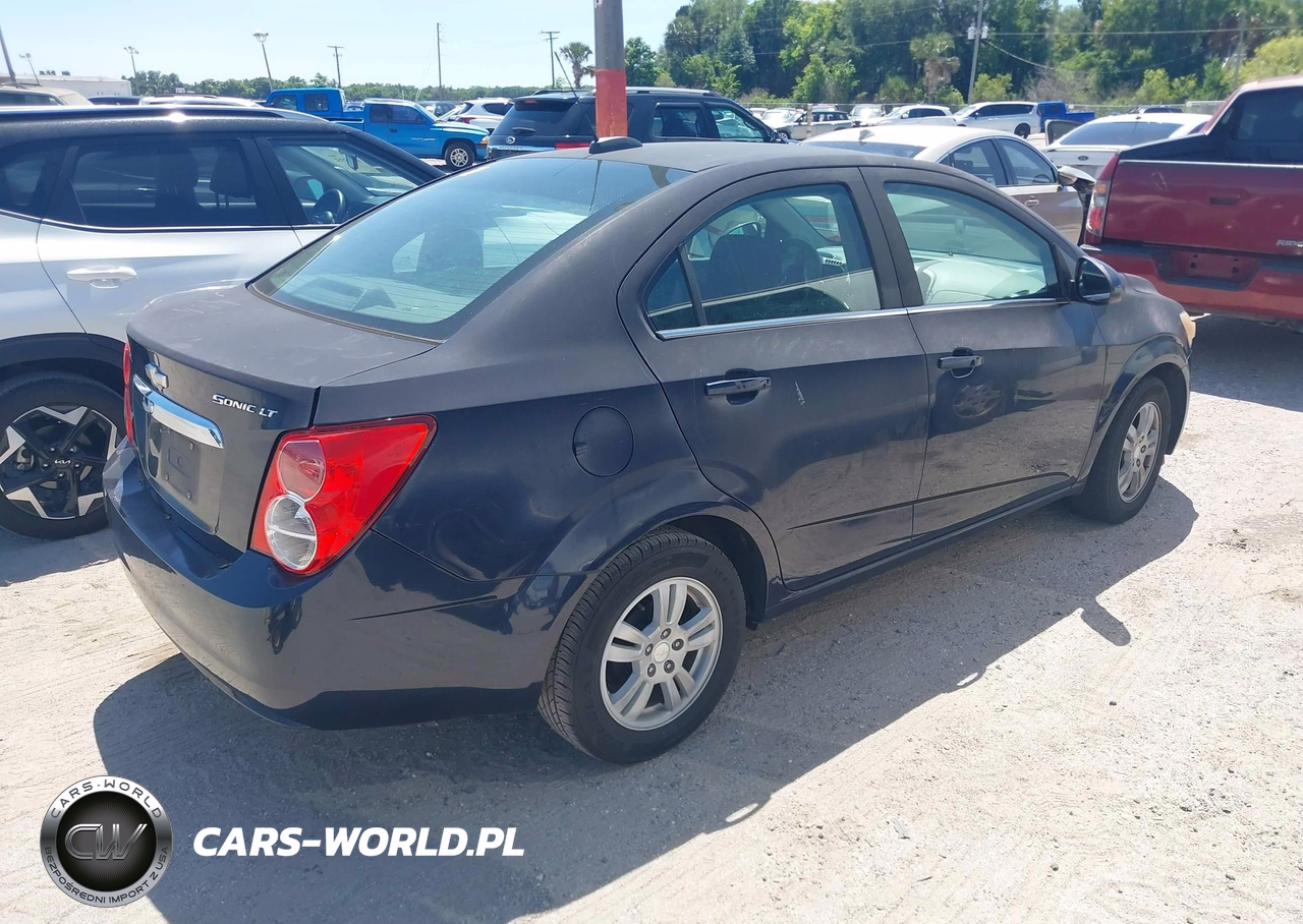 2015 Chevrolet Sonic Lt Auto VIN:1G1JC5SH5F4178086 - 4
