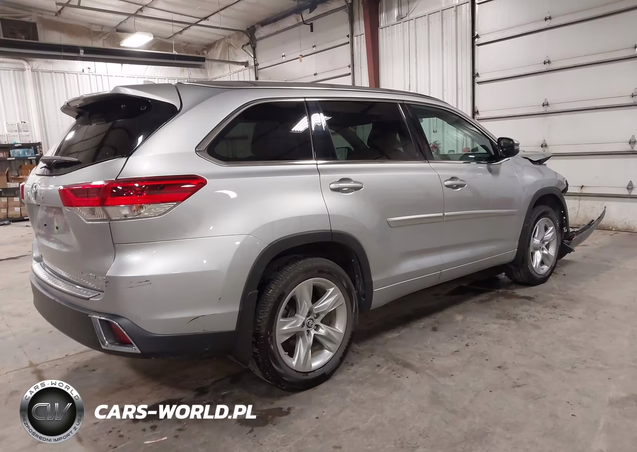 2019 Toyota Highlander Limited VIN:5TDDZRFH7KS739617 - 4