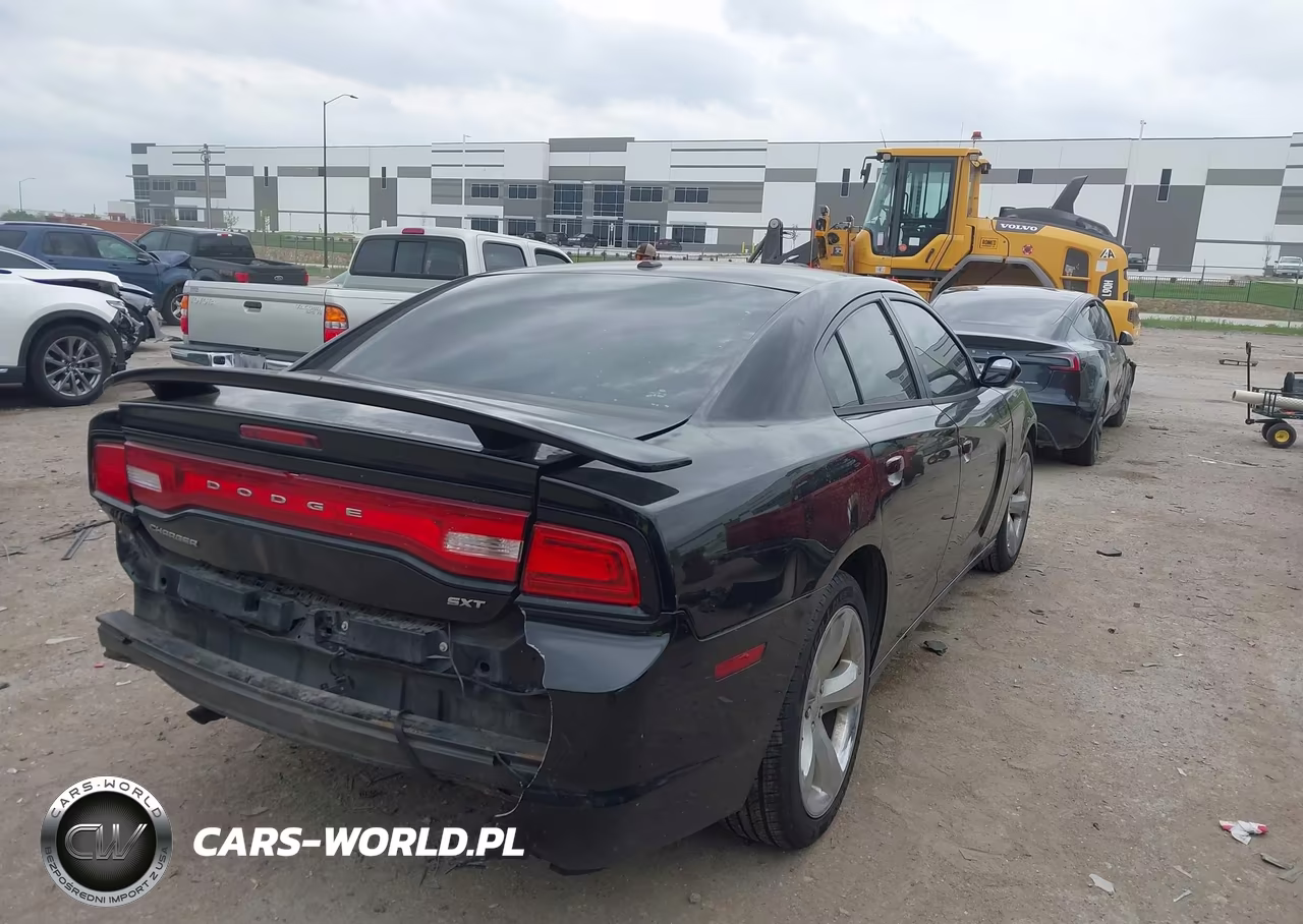 2014 Dodge Charger Sxt VIN:2C3CDXHG0EH353633 - 4