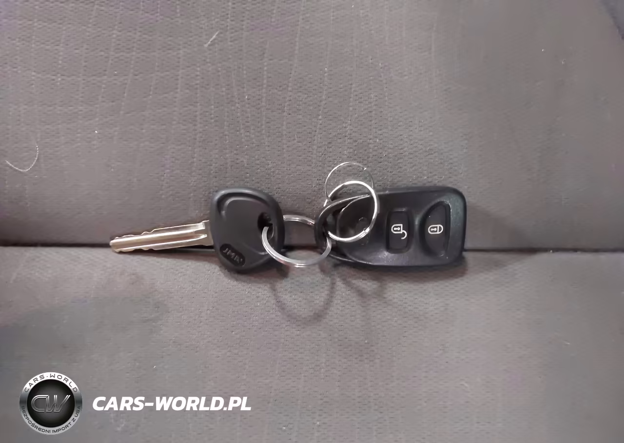 2012 Hyundai Santa Fe Gls VIN:5XYZG3AB0CG130914 - 11