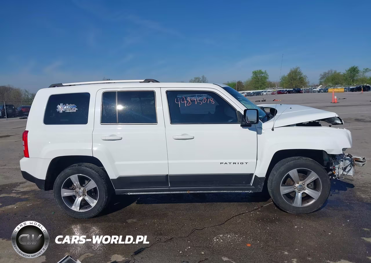 2017 Jeep Patriot High Altitude 4X4 VIN:1C4NJRFB4HD181544 - 14