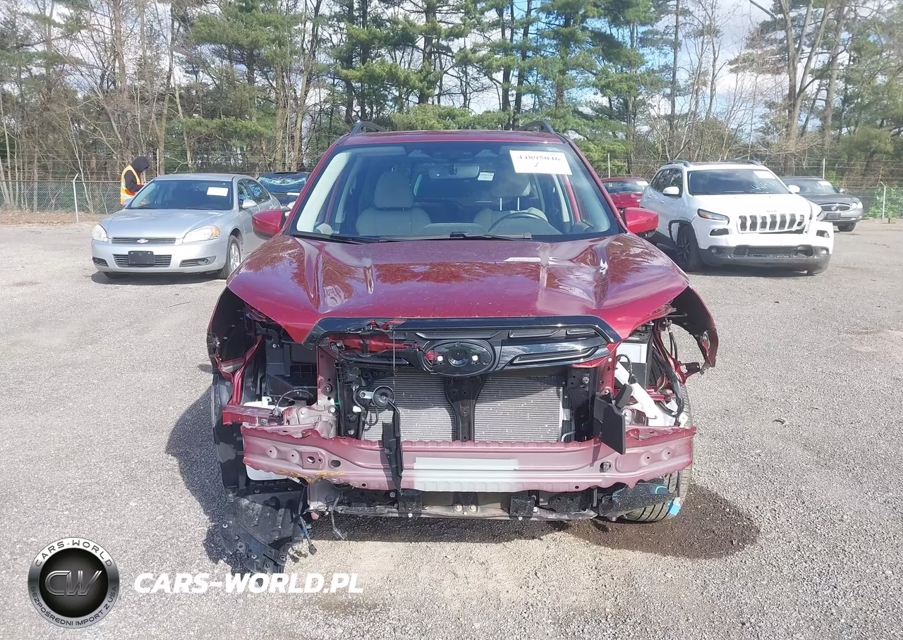 2024 Subaru Forester Premium VIN:JF2SKADC4RH412693 - 13