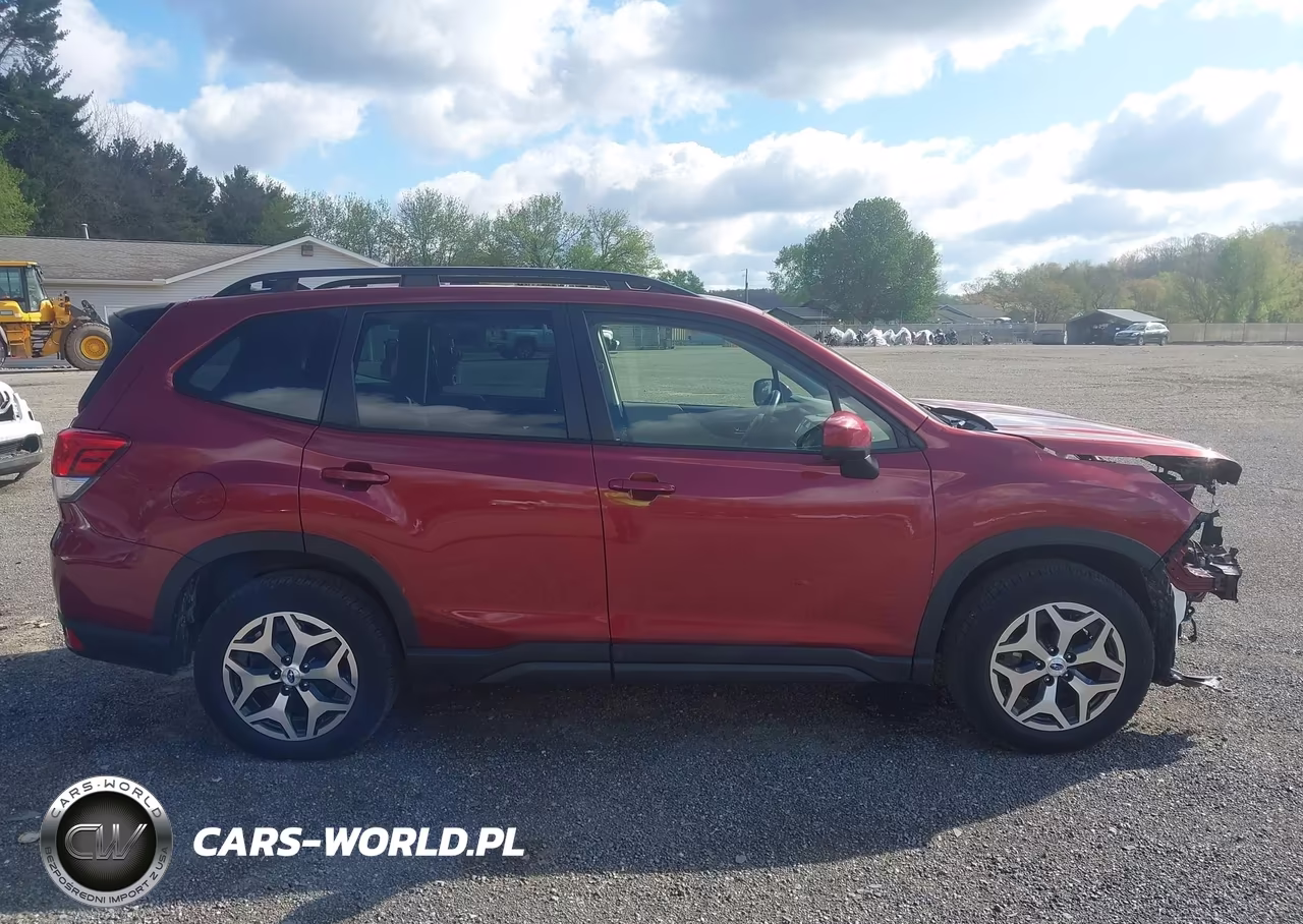 2024 Subaru Forester Premium VIN:JF2SKADC4RH412693 - 14
