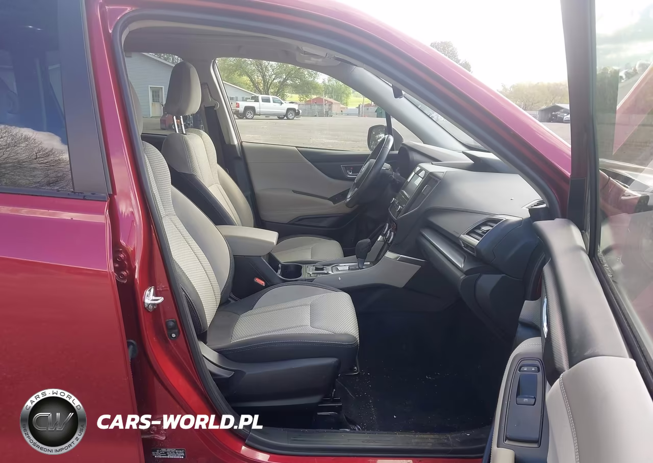 2024 Subaru Forester Premium VIN:JF2SKADC4RH412693 - 5