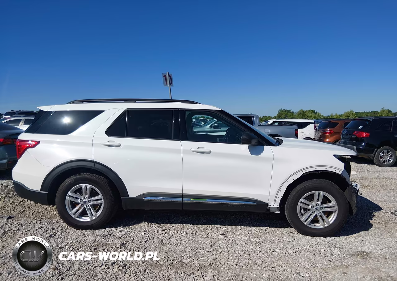 2022 Ford Explorer Xlt VIN:1FMSK7DH4NGA16207 - 14