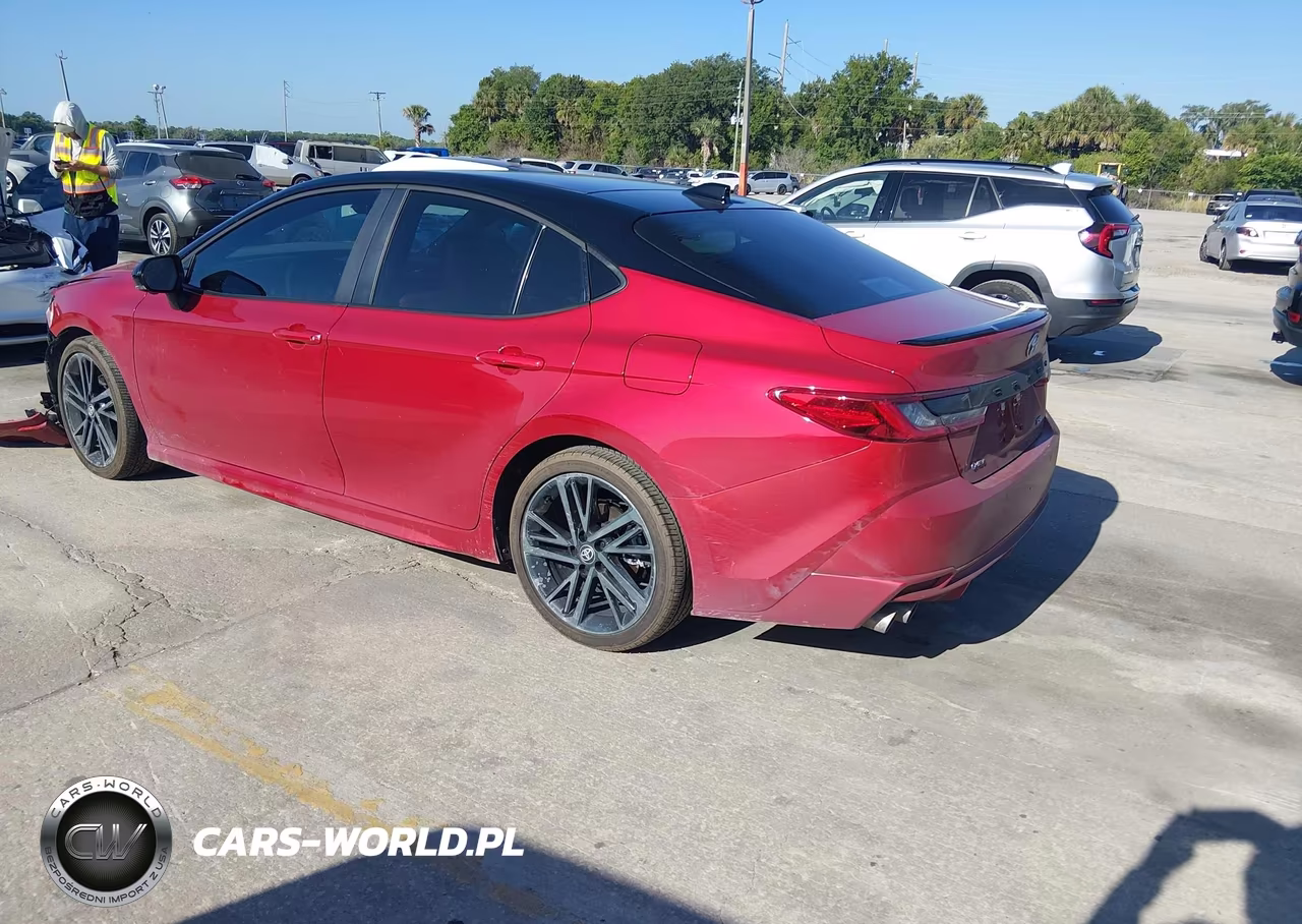 2026 Toyota Camry Xse VIN:4T1DAACK4TU267944 - 3