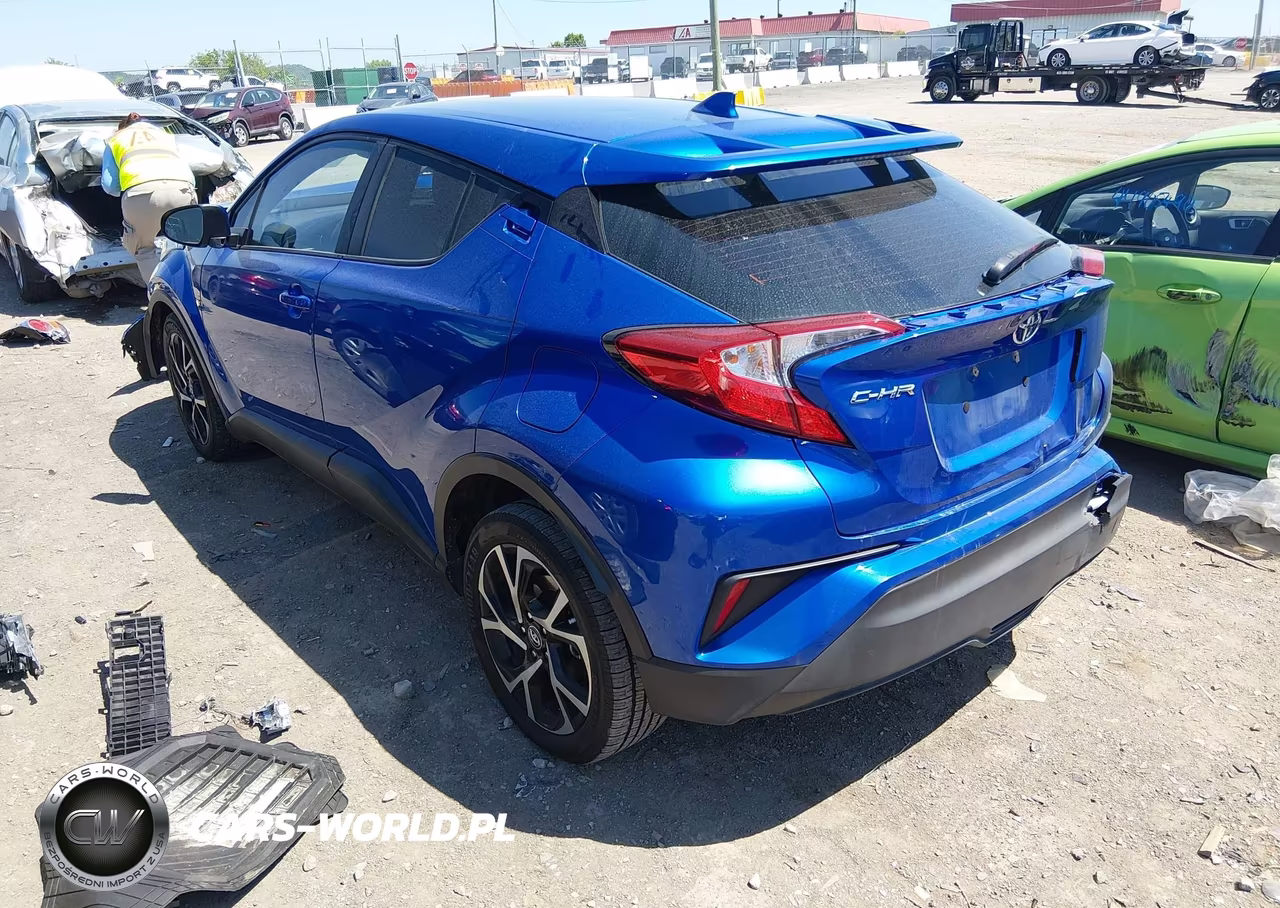 2018 Toyota C-Hr Xle VIN:NMTKHMBX2JR011033 - 3