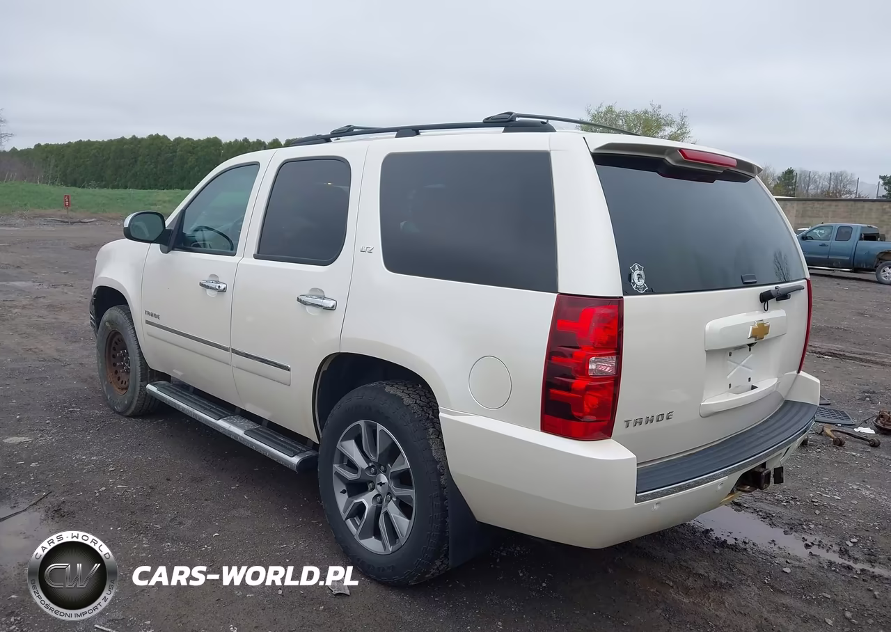 2014 Chevrolet Tahoe Ltz VIN:1GNSKCE03ER122648 - 3