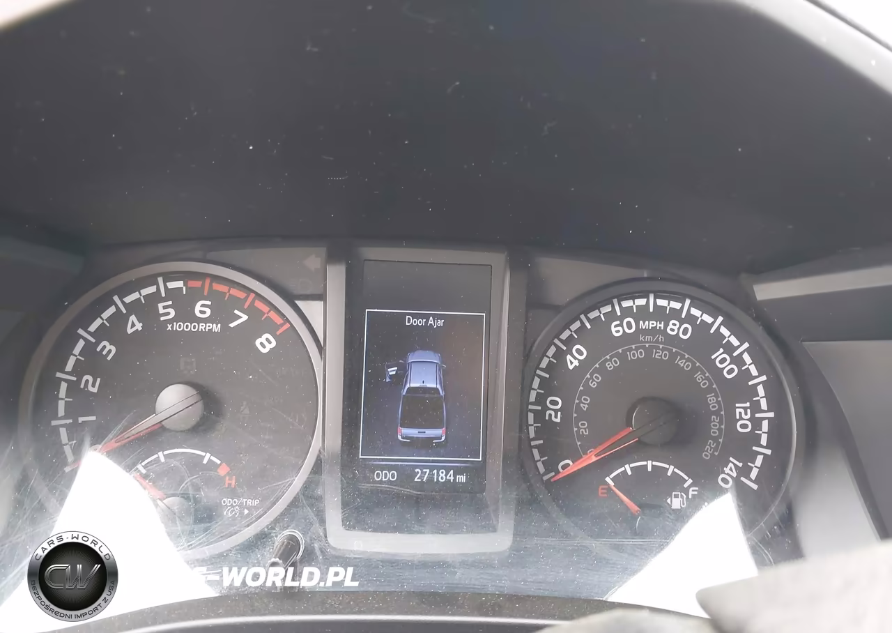 2020 Toyota Tacoma Sr VIN:5TFAX5GNXLX182493 - 7