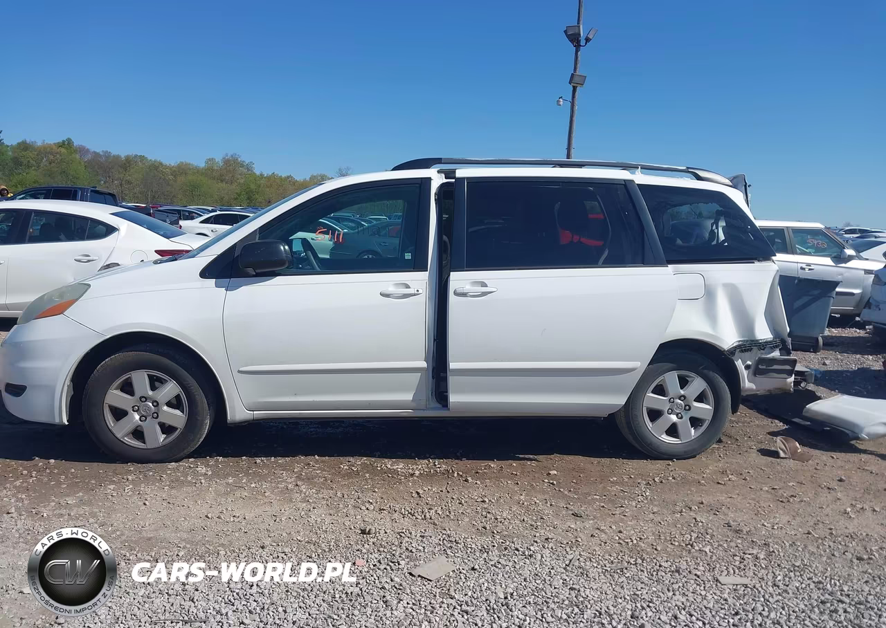 2009 Toyota Sienna Le VIN:5TDZK23C39S238423 - 14