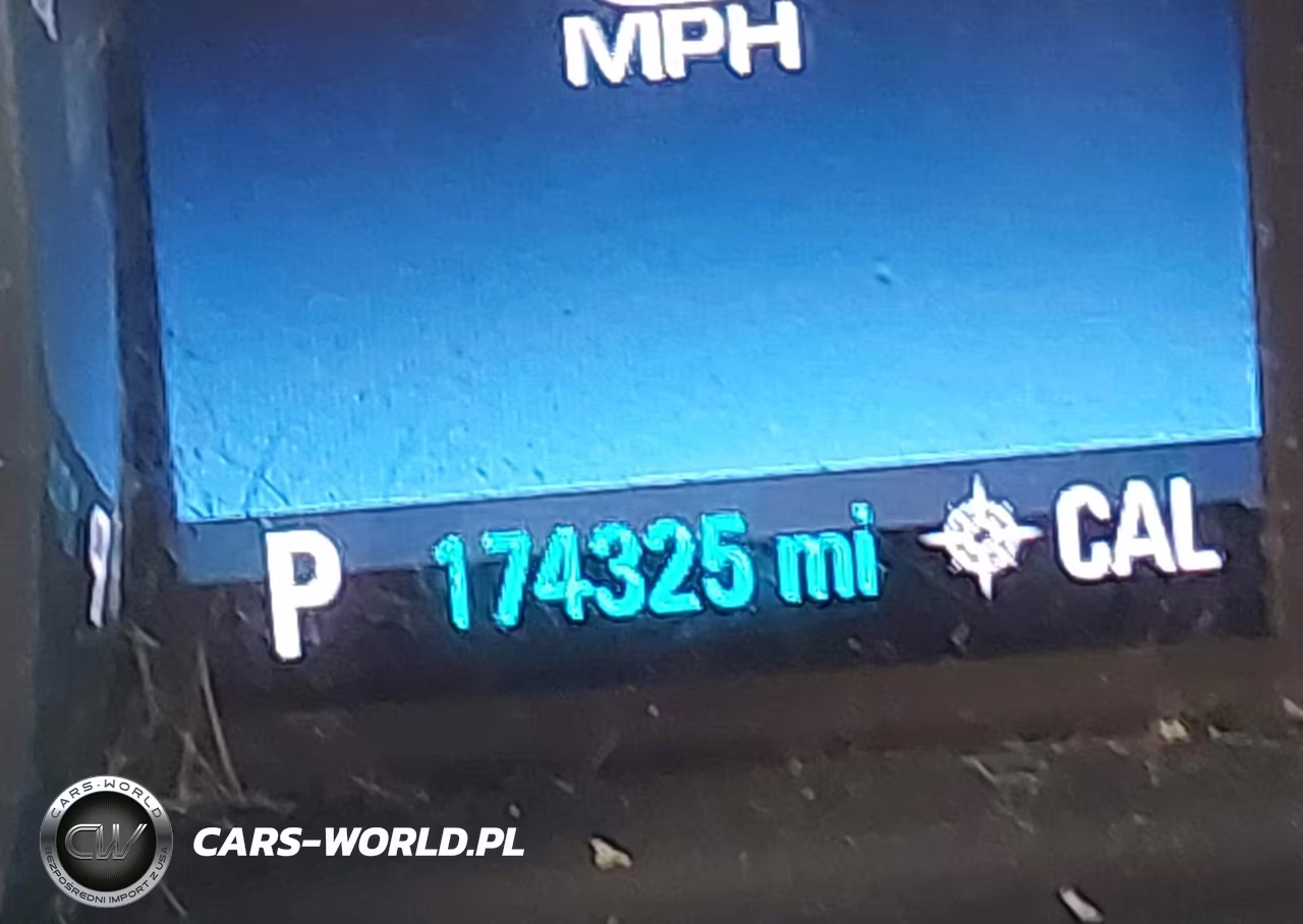 2015 Chevrolet Malibu 2Lt VIN:1G11D5SL3FF231664 - 15