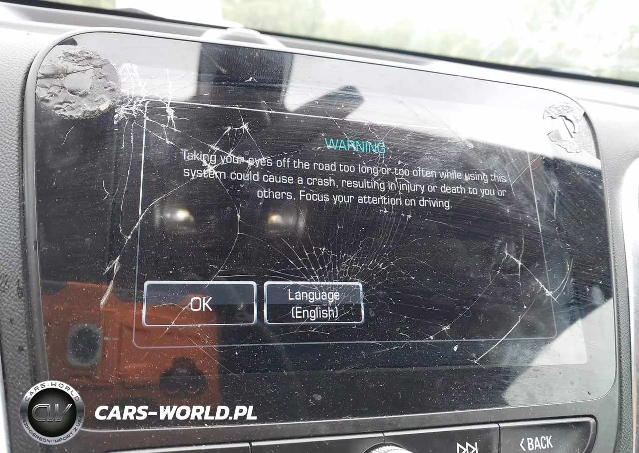 2018 Chevrolet Equinox Premier VIN:2GNAXMEV7J6193260 - 19