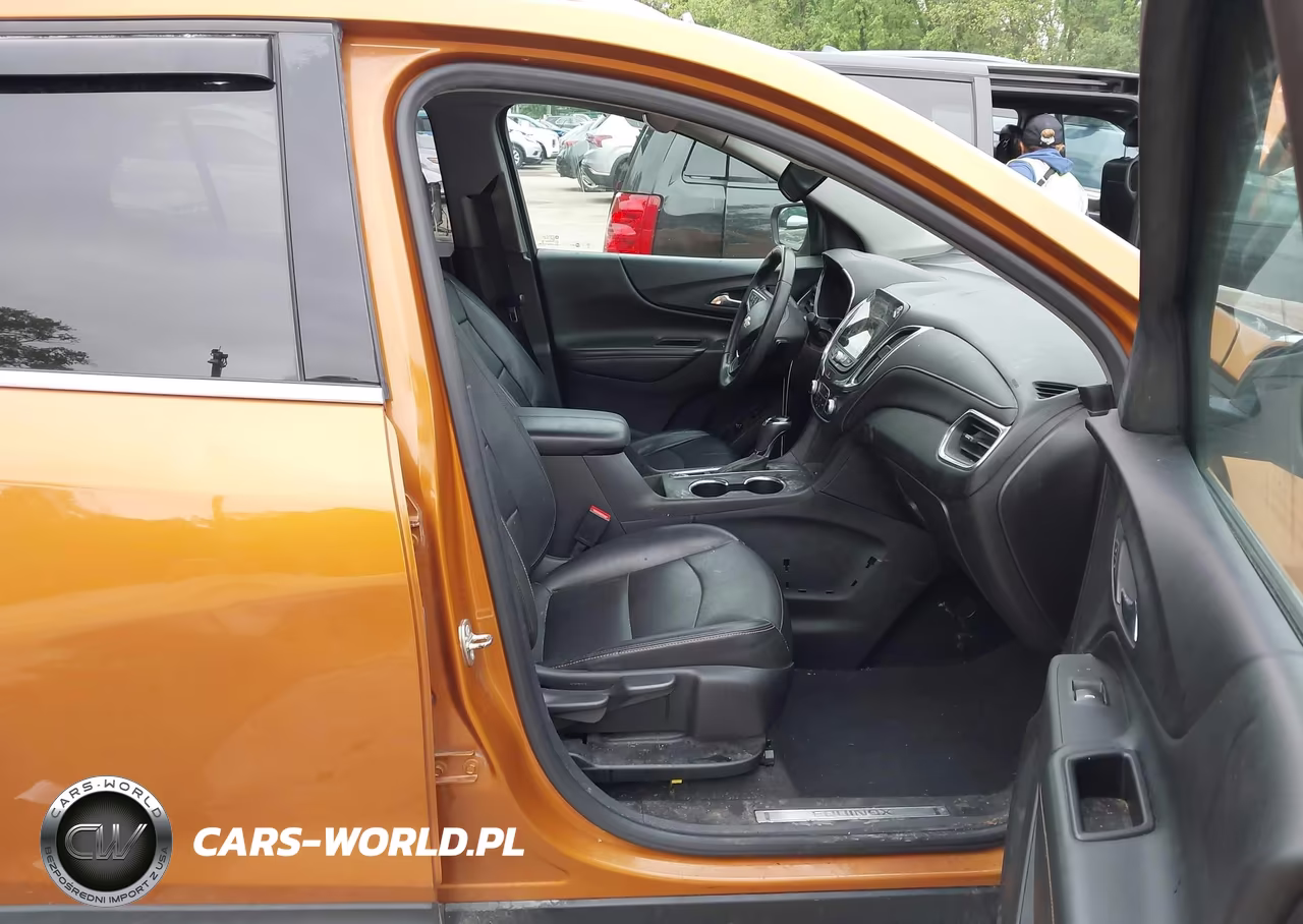 2018 Chevrolet Equinox Premier VIN:2GNAXMEV7J6193260 - 5