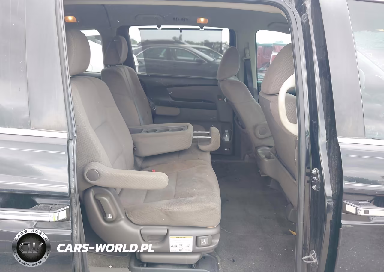 2016 Honda Odyssey Se VIN:5FNRL5H38GB027291 - 8