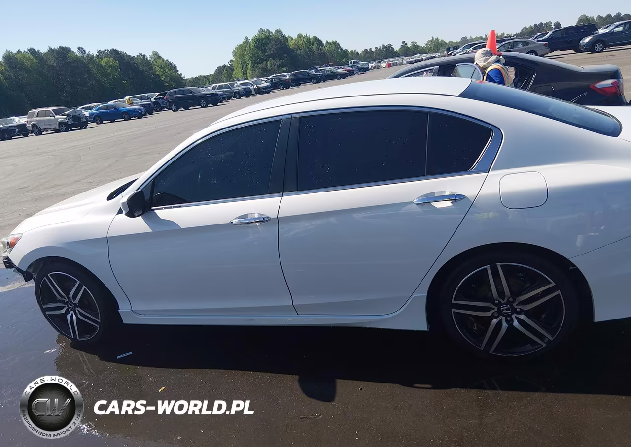 2017 Honda Accord Sport Se VIN:1HGCR2F10HA142743 - 15