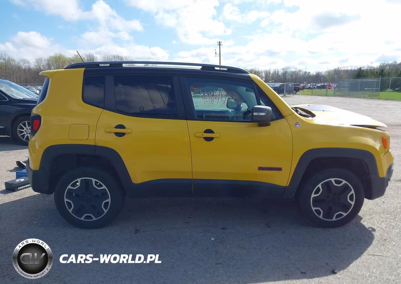 2015 Jeep Renegade Trailhawk VIN:ZACCJBCT2FPC08427 - 14