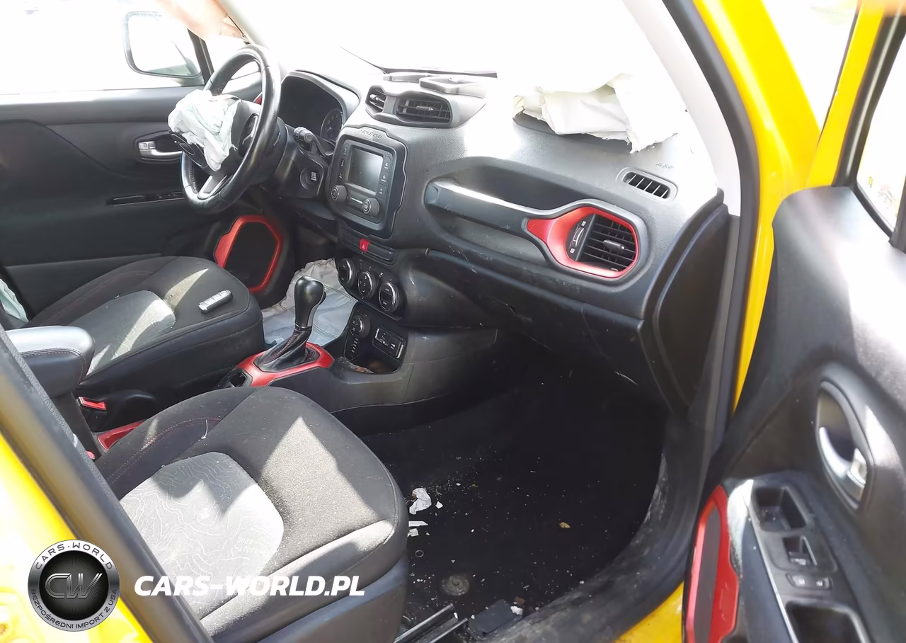 2015 Jeep Renegade Trailhawk VIN:ZACCJBCT2FPC08427 - 5