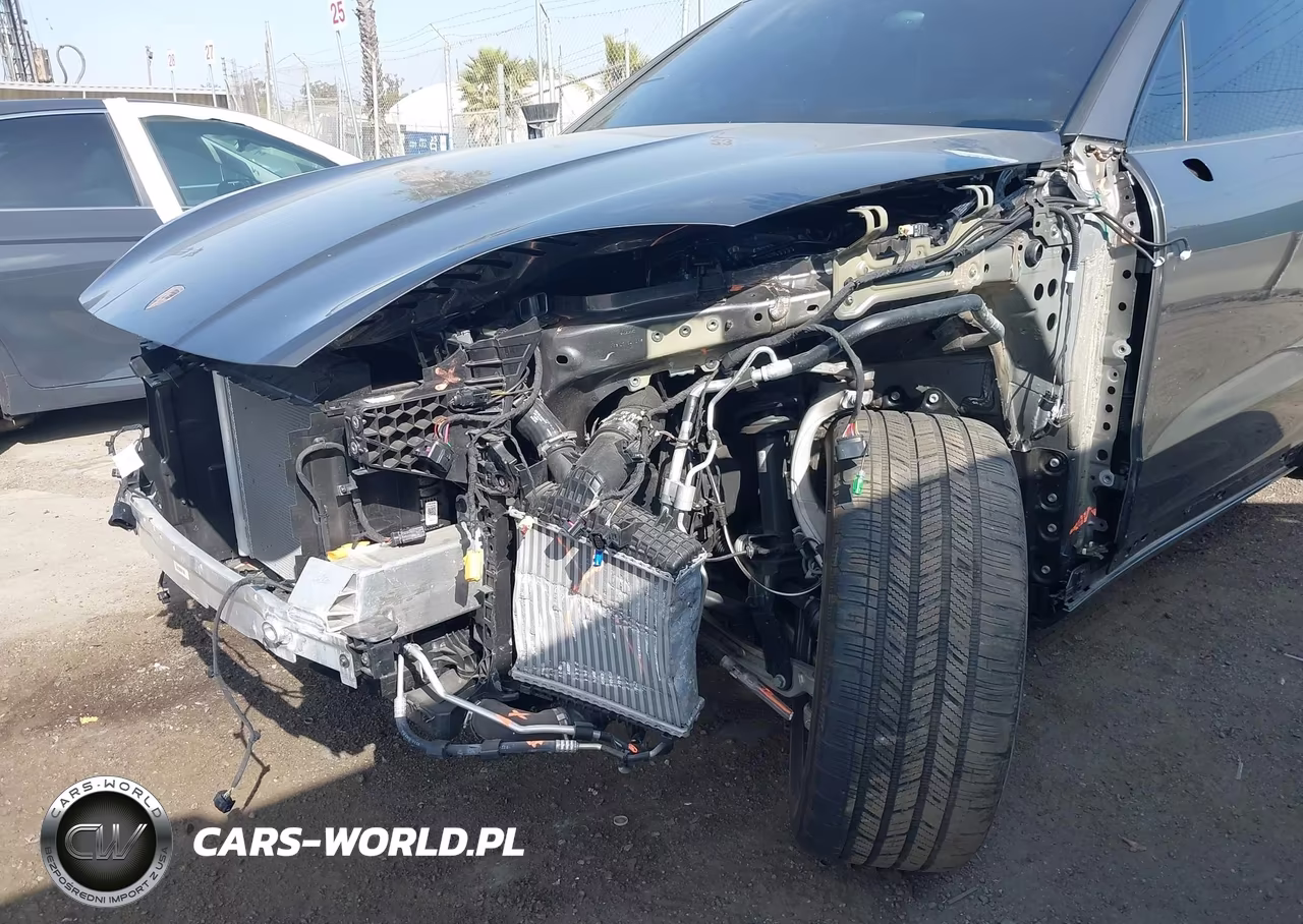 2025 Porsche Cayenne VIN:WP1AA2AY3SDA02644 - 6