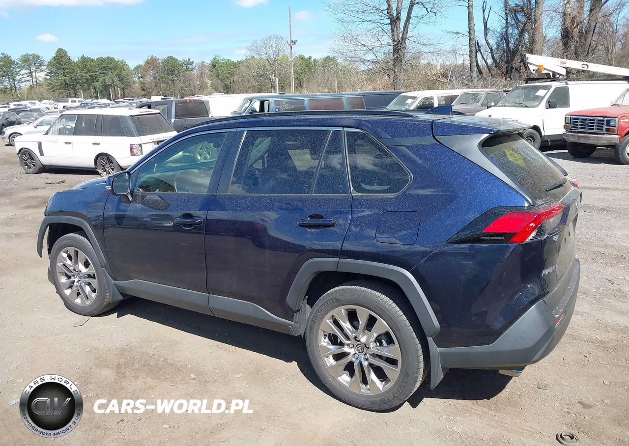 2021 Toyota Rav4 Xle Premium VIN:JTMA1RFV8MD070773 - 14