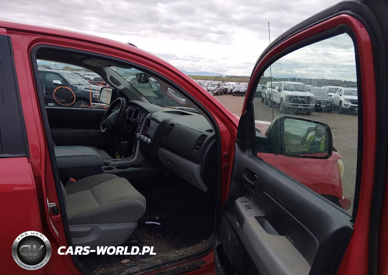 2012 Toyota Tundra Grade 5.7L V8 VIN:5TFUW5F1XCX240598 - 5