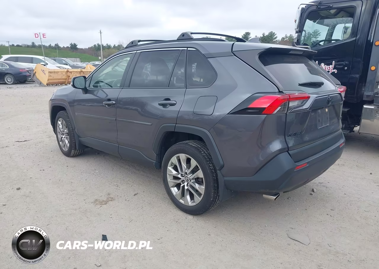 2019 Toyota Rav4 Xle Premium VIN:JTMC1RFV1KJ012849 - 3