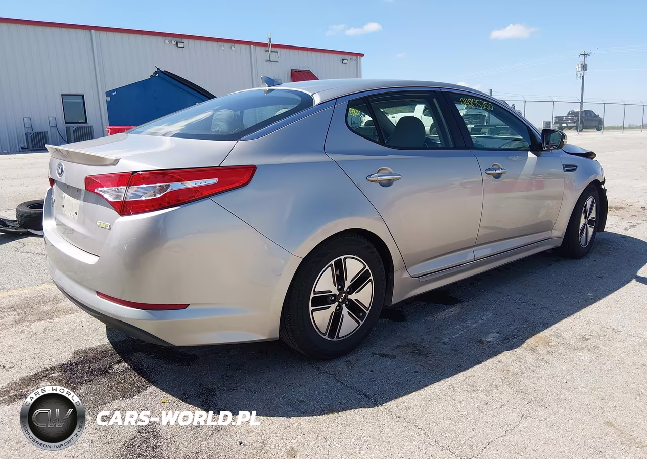 2013 Kia Optima Hybrid Lx VIN:KNAGM4AD4D5052779 - 4