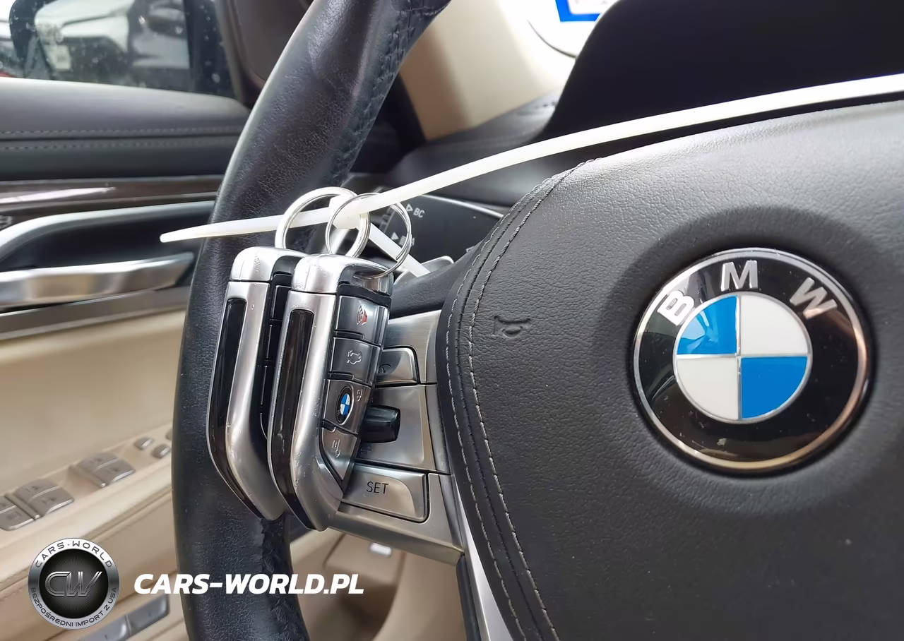 2016 BMW 740I VIN:WBA7E2C56GG546822 - 10