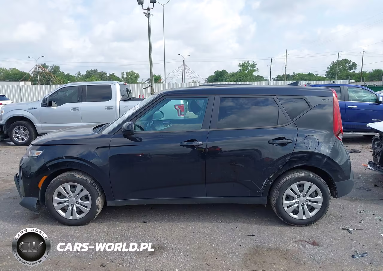 2021 Kia Soul Lx VIN:KNDJ23AU3M7762821 - 14