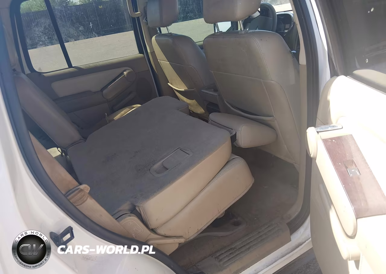 2007 Ford Explorer Limited VIN:1FMEU758X7UB64601 - 8
