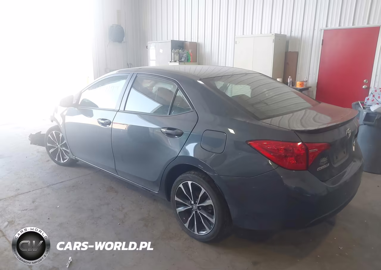 2017 Toyota Corolla Se VIN:2T1BURHE1HC832997 - 3