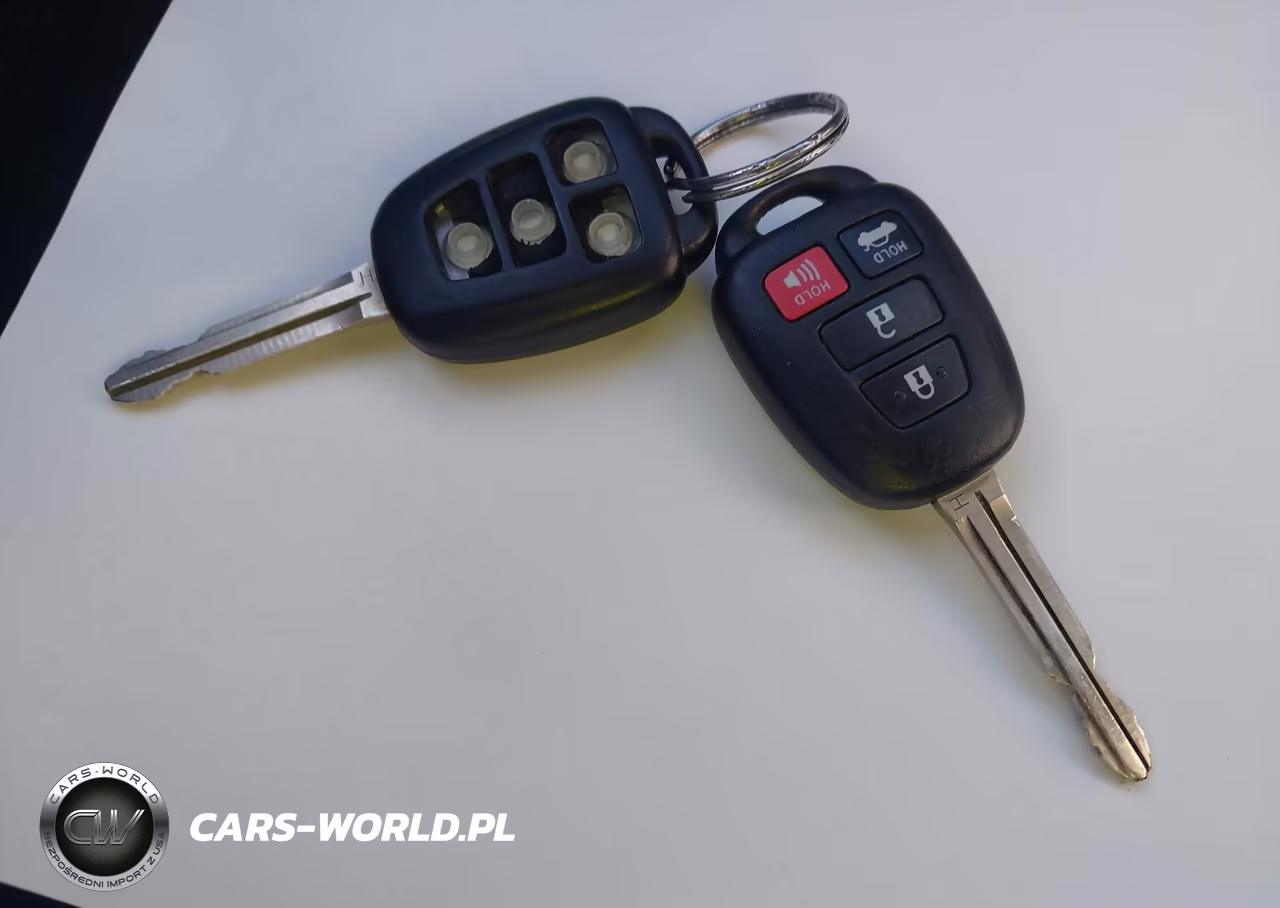 2016 Toyota Corolla Le VIN:2T1BURHE1GC638243 - 11