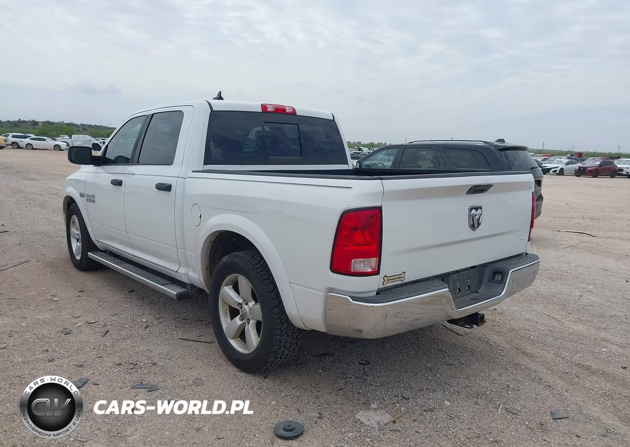 2015 Ram 1500 Outdoorsman VIN:1C6RR6LT4FS639704 - 3