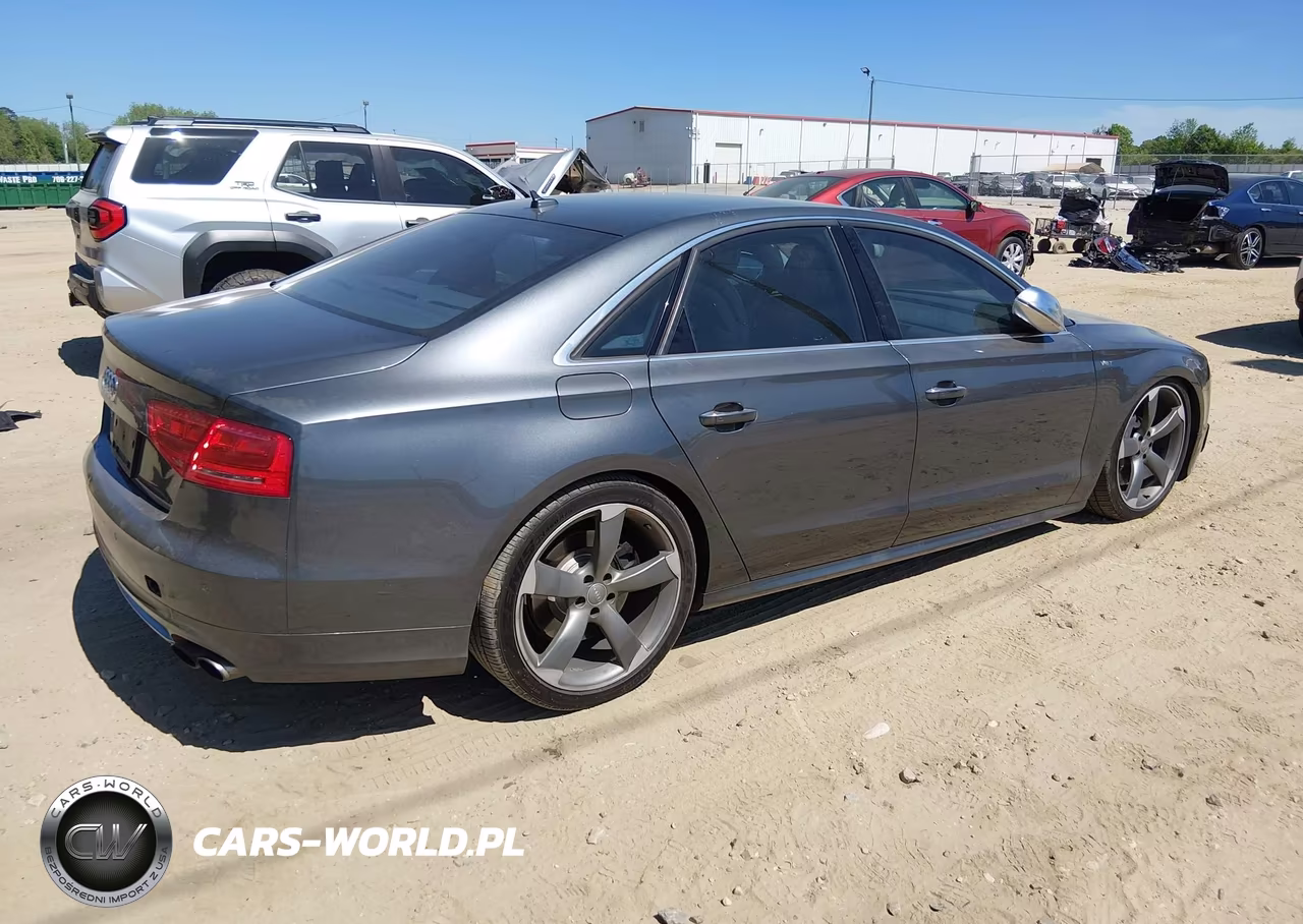 2013 Audi S8 4.0T VIN:WAUD2AFD0DN011341 - 4